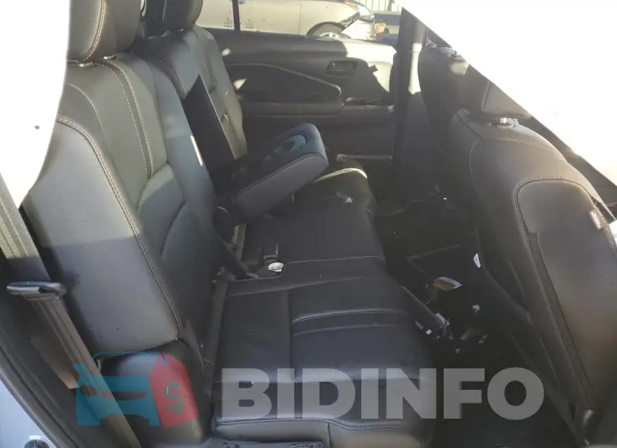 5FNYF8H65PB003562 Photo# 11