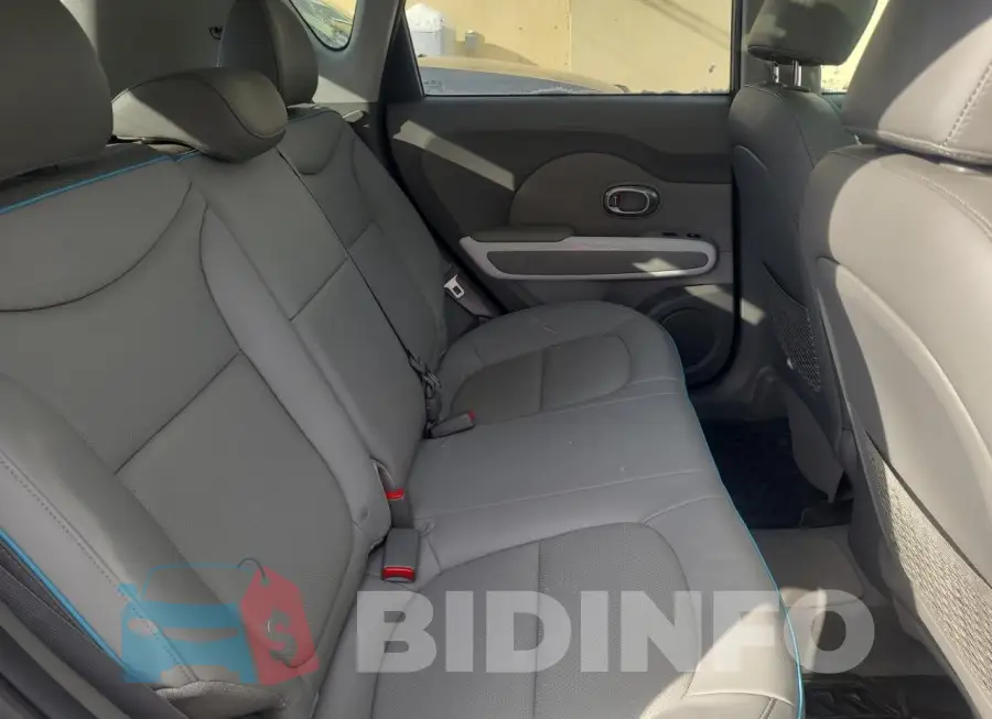 KNDJX3AE6G7018256 Photo# 6