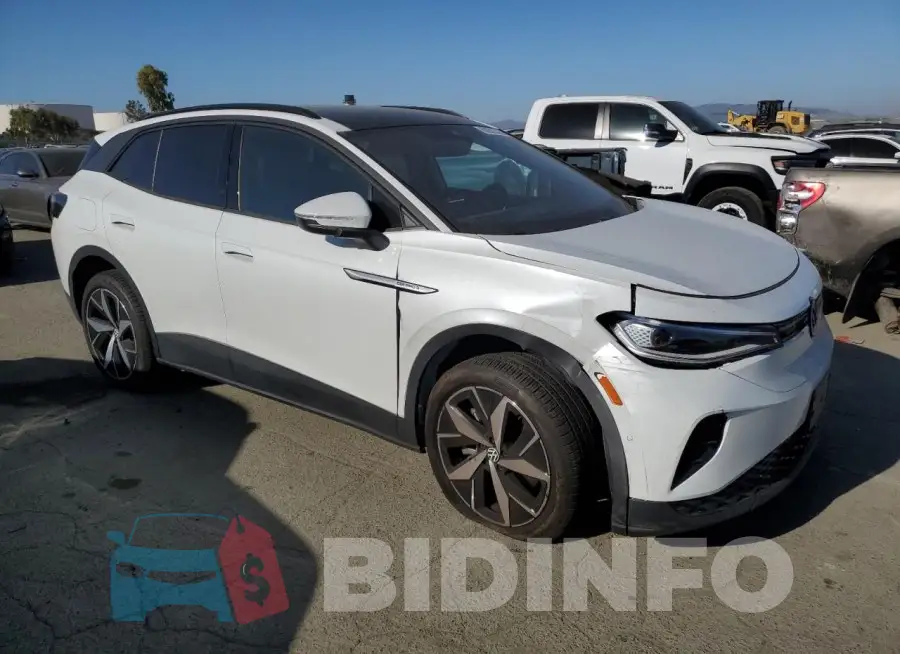 1V2WNPE87PC031272 Photo# 4