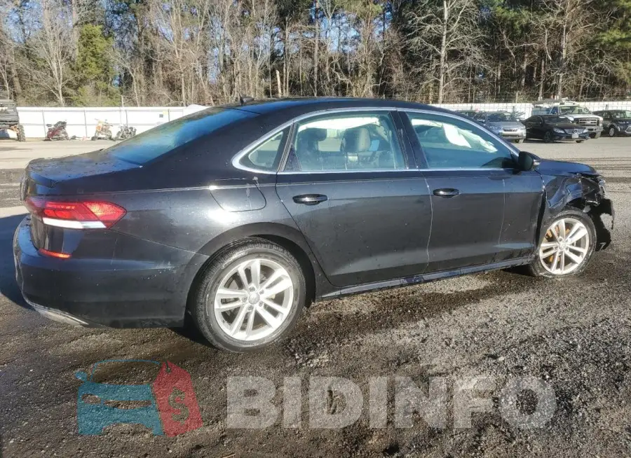 1VWSA7A33LC008827 Photo# 3