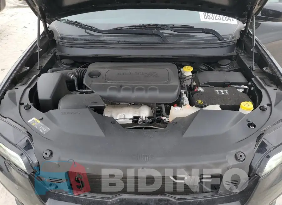 1C4PJLCB2MD113313 Photo# 12