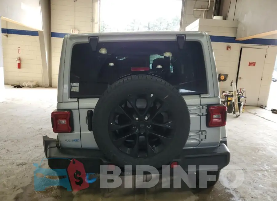 1C4RJXP61RW270548 Photo# 6