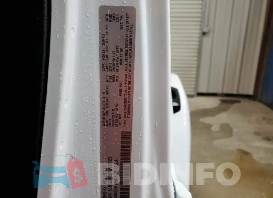 1C4RJXP65RW270052 Photo# 13