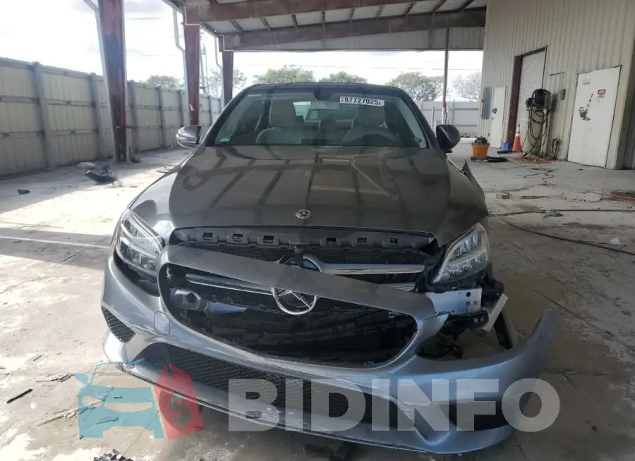 55SWF8DB8LU332047 Photo# 5
