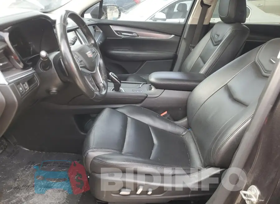 1GYKNFRSXKZ125498 Photo# 7