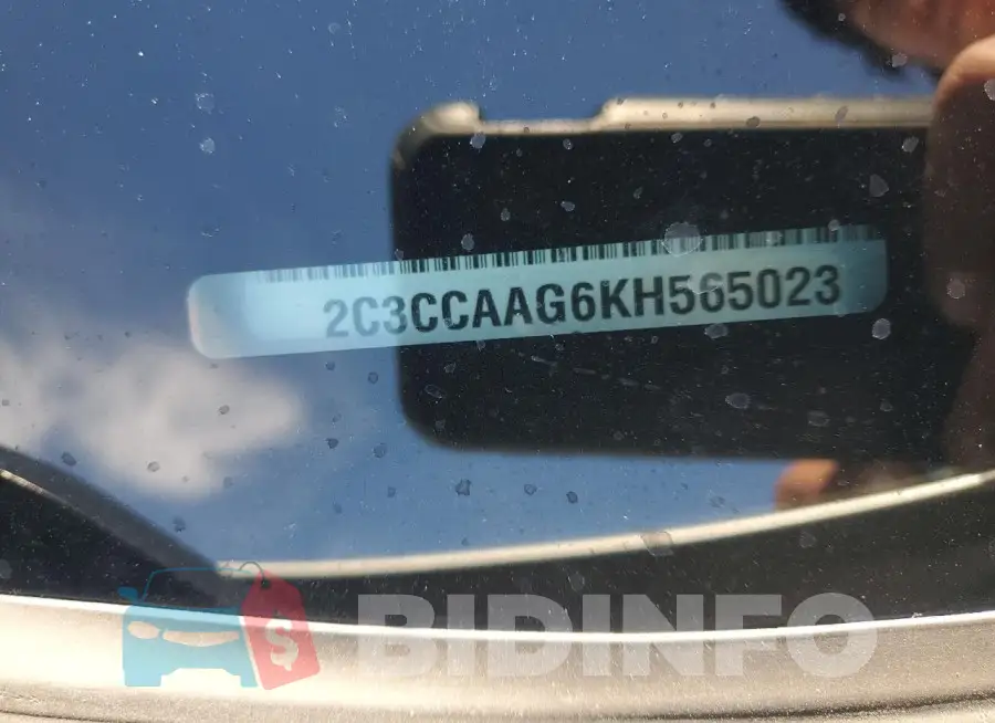 2C3CCAAG6KH565023 Photo# 12