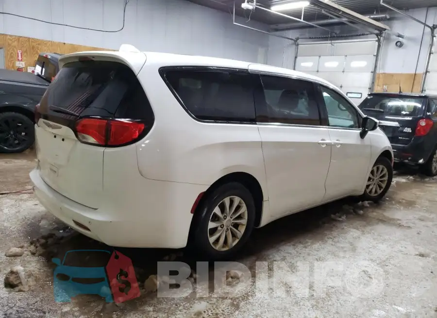 2C4RC1CG5JR171346 Photo# 3