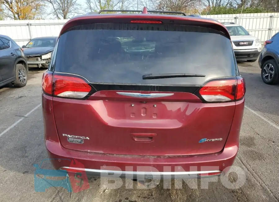 2C4RC1N72LR271095 Photo# 6