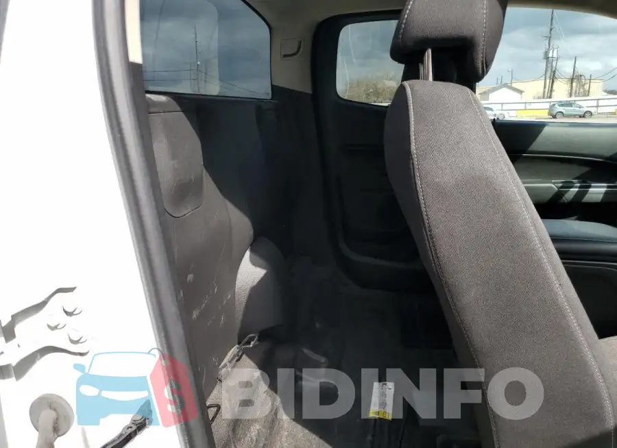 1GCHSCEA9N1247633 Photo# 10