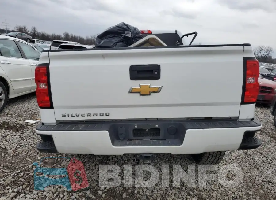 1GCVKPEC8JZ269422 Photo# 6