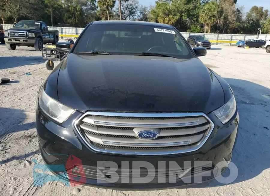 1FAHP2E89GG157042 Photo# 5