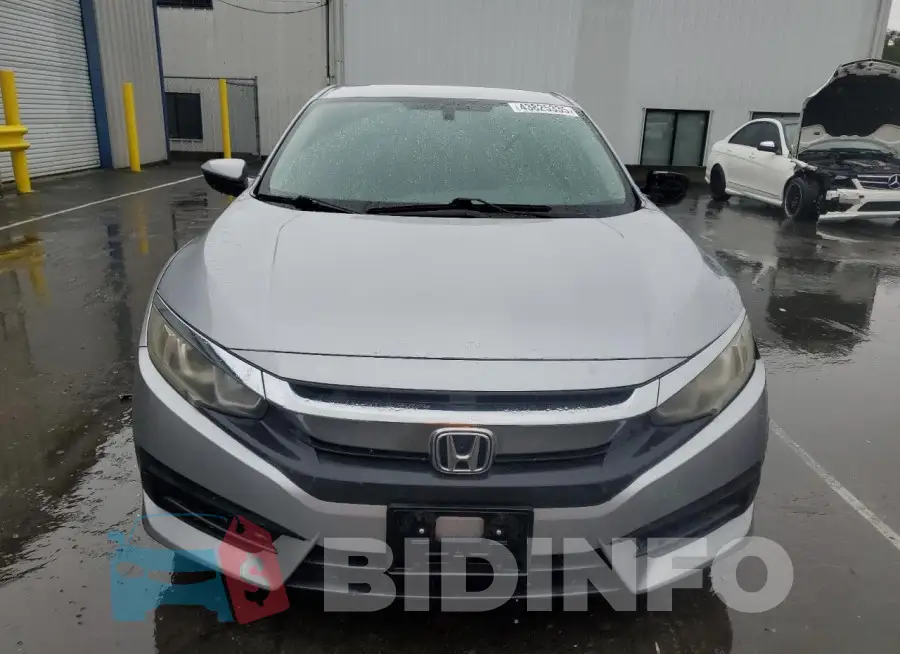 19XFC2F56HE205406 Photo# 5