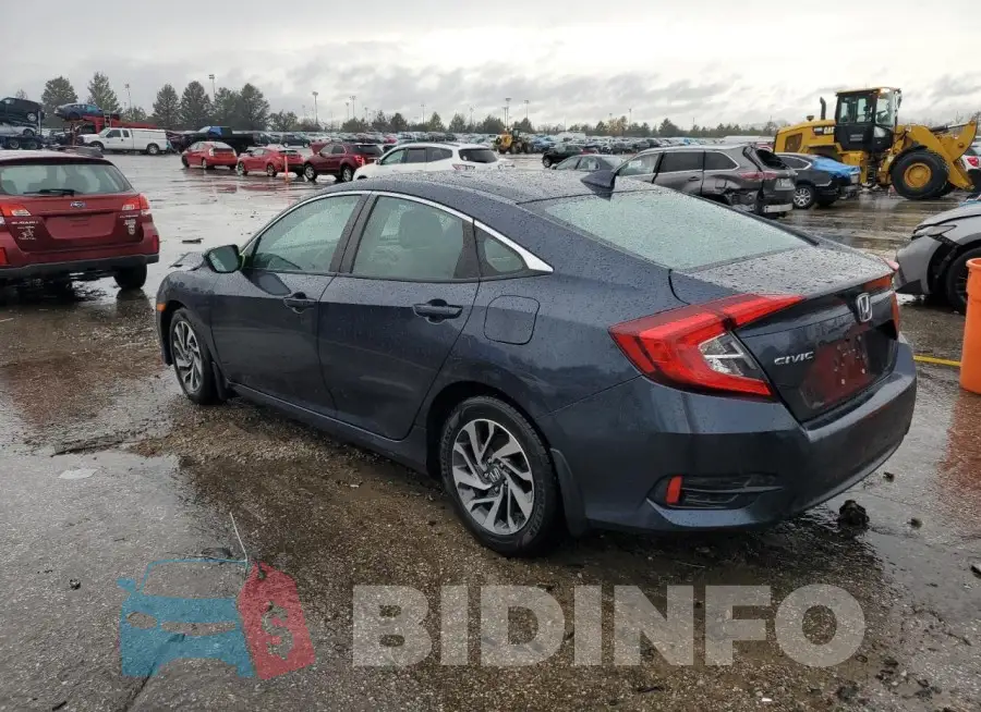 19XFC2F77HE065660 Photo# 2