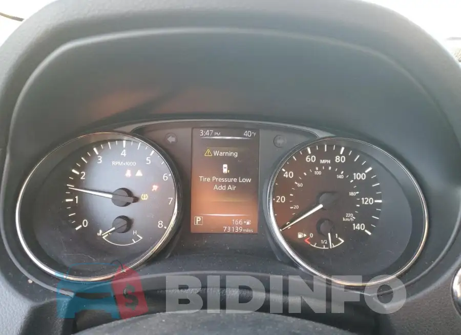 JN1BJ1CR1HW108211 Photo# 9