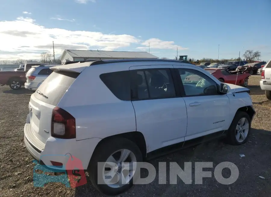1C4NJDEBXGD616246 Photo# 3