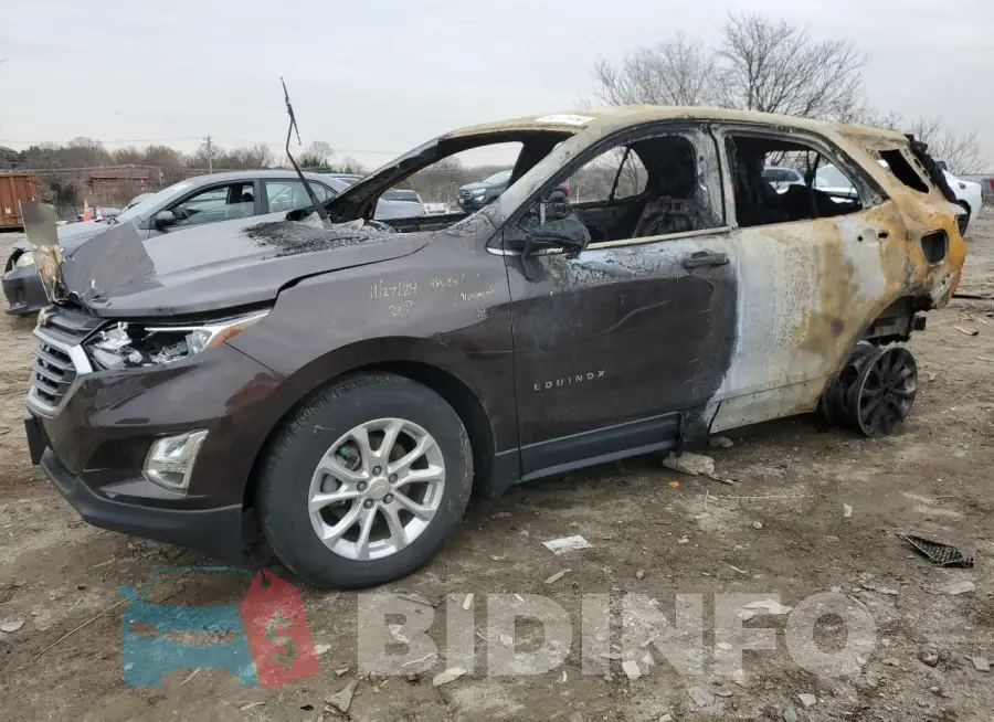 2GNAXUEV3L6141577 Photo# 1