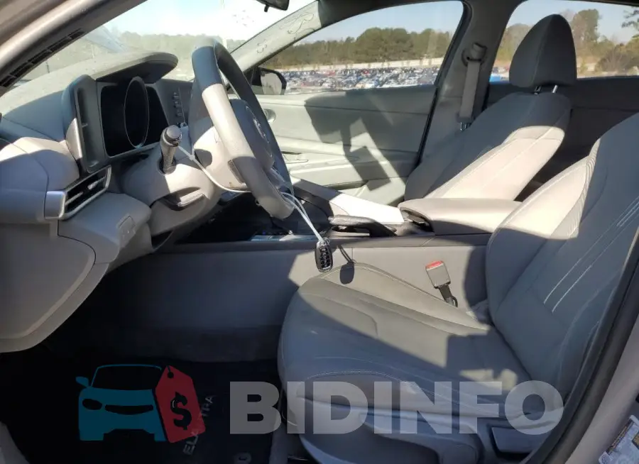 KMHLM4AGXMU121830 Photo# 7