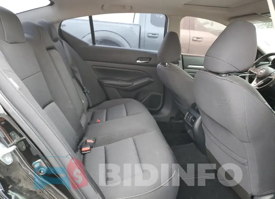 1N4BL4DV9KC119265 Photo# 10