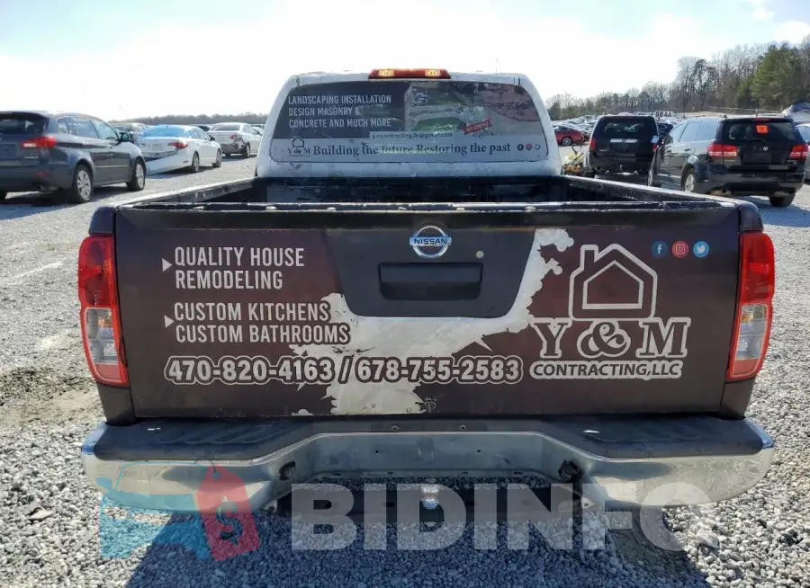 1N6BD0CT6GN756381 Photo# 6