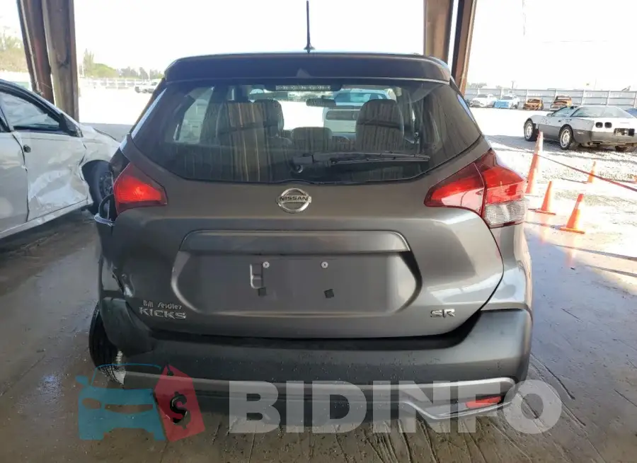 3N1CP5CU6JL520859 Photo# 6