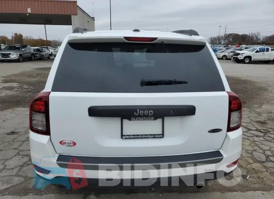 1C4NJCBA7HD156163 Photo# 6