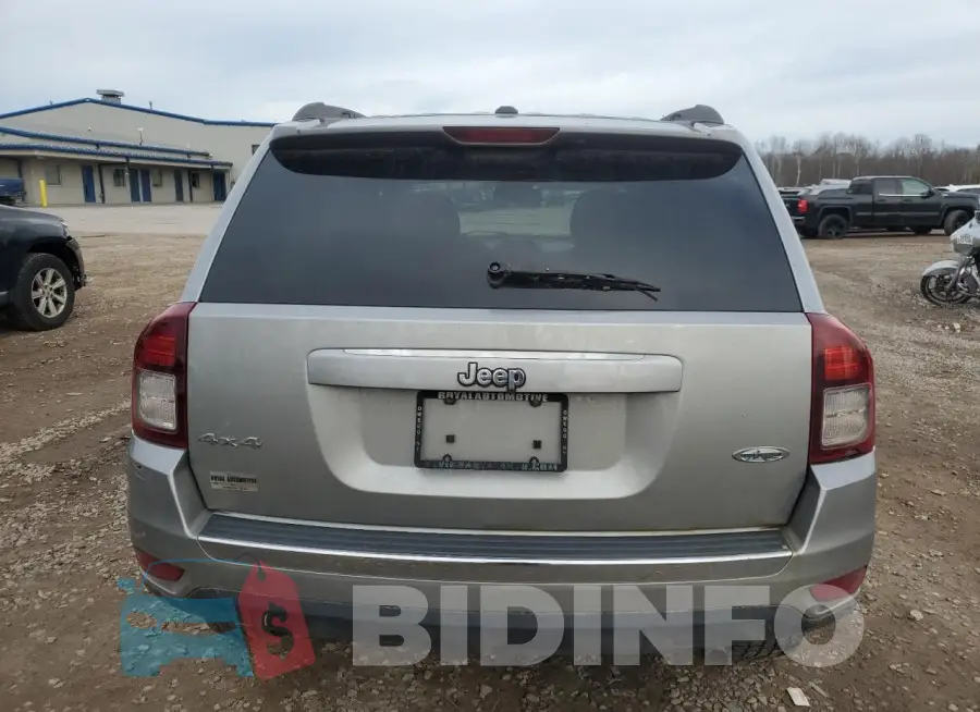 1C4NJDEB5GD730400 Photo# 6