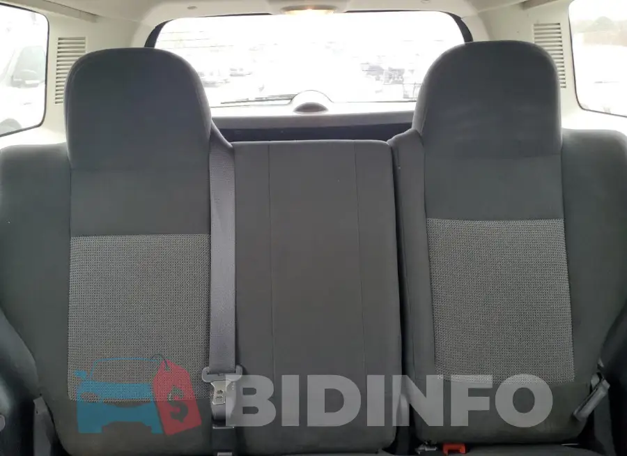 1C4NJRFB2HD112917 Photo# 10