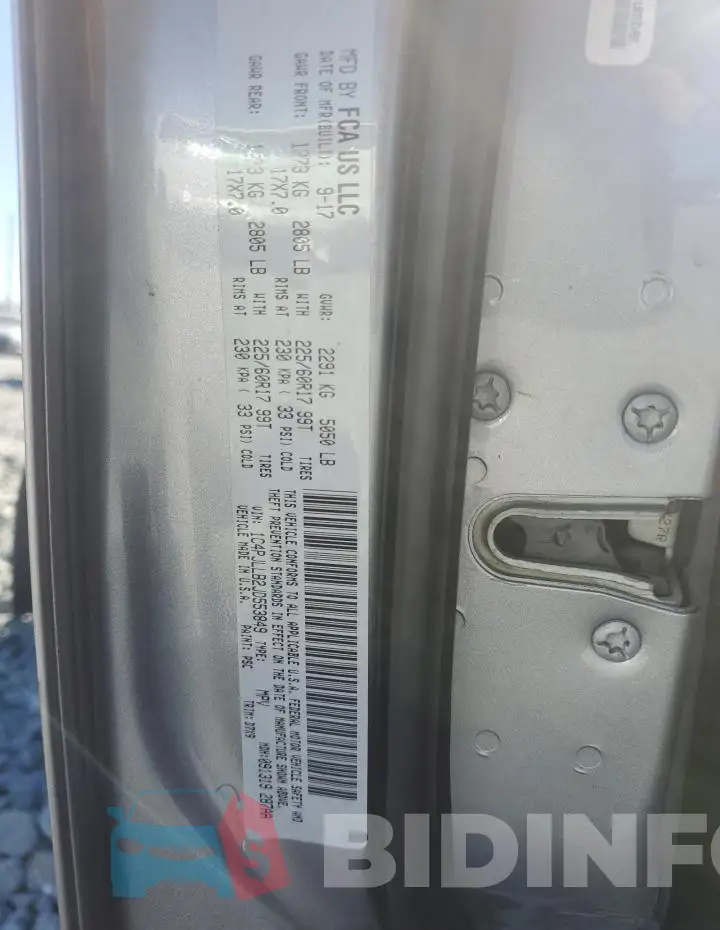1C4PJLLB2JD553849 Photo# 13