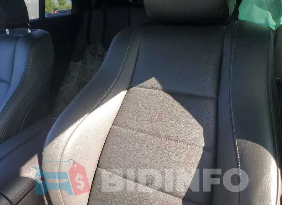 4JGFB4JB8PA878402 Photo# 10