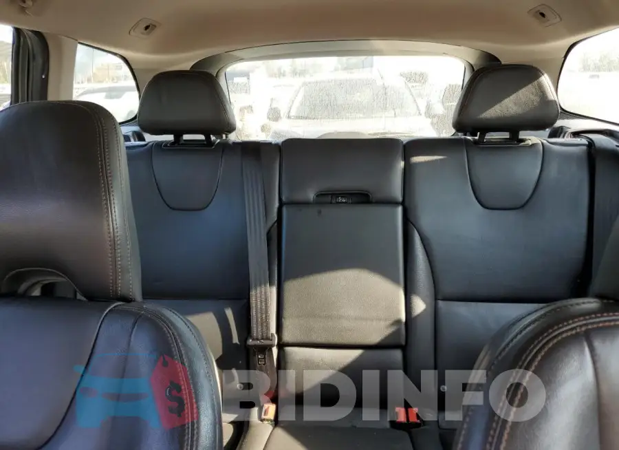 YV440MDJ5H2097947 Photo# 10