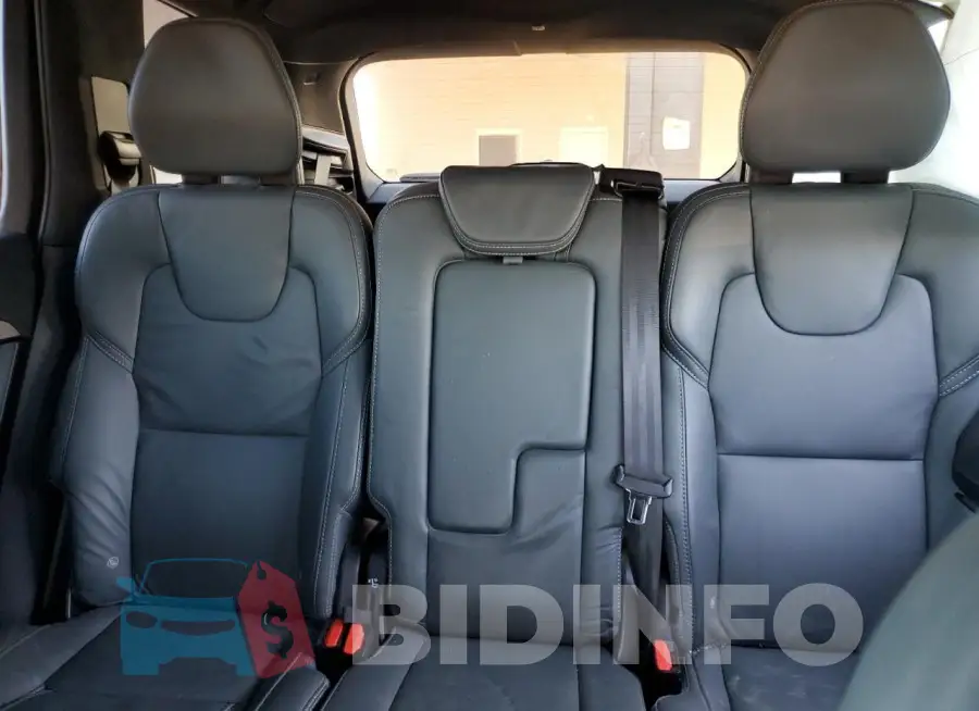 YV4A22PL8M1758630 Photo# 10