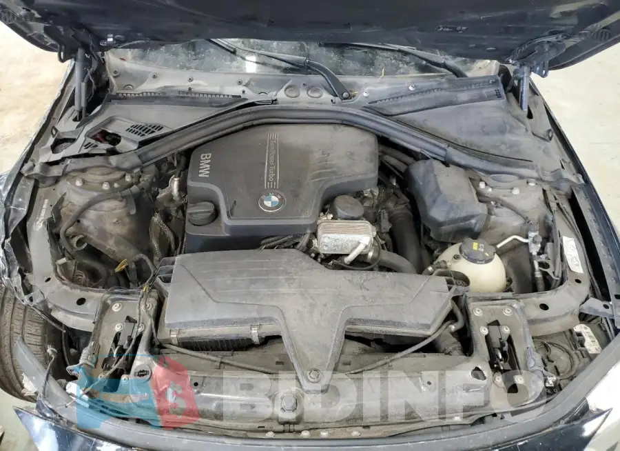 WBA8E1G57GNT35049 Photo# 11