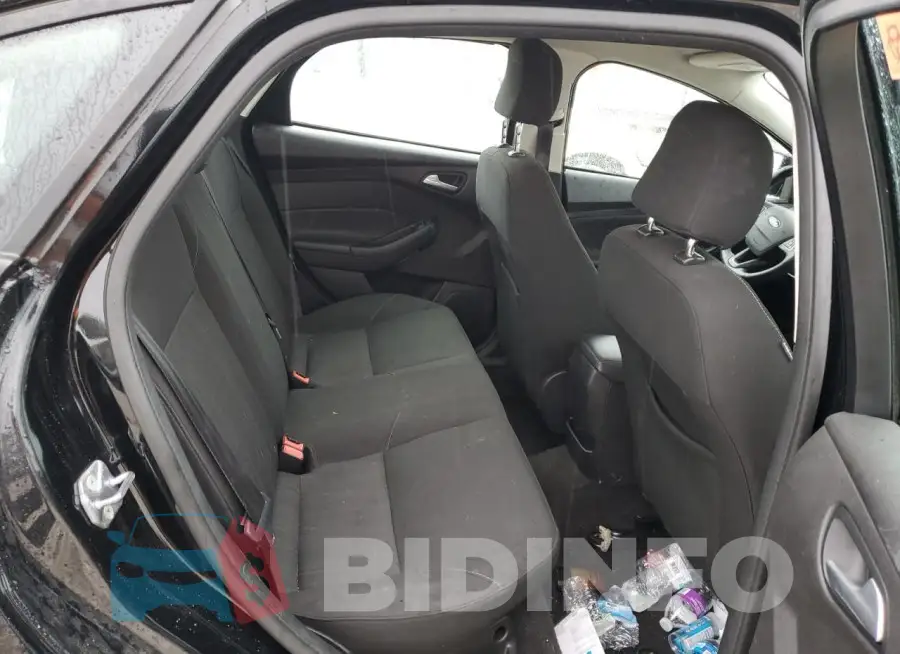 1FADP3F27HL284167 Photo# 10
