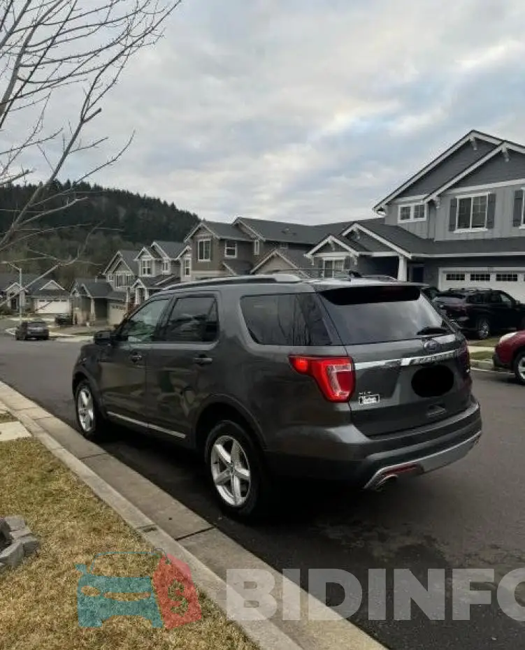 1FM5K8D88GGC45477 Photo# 3