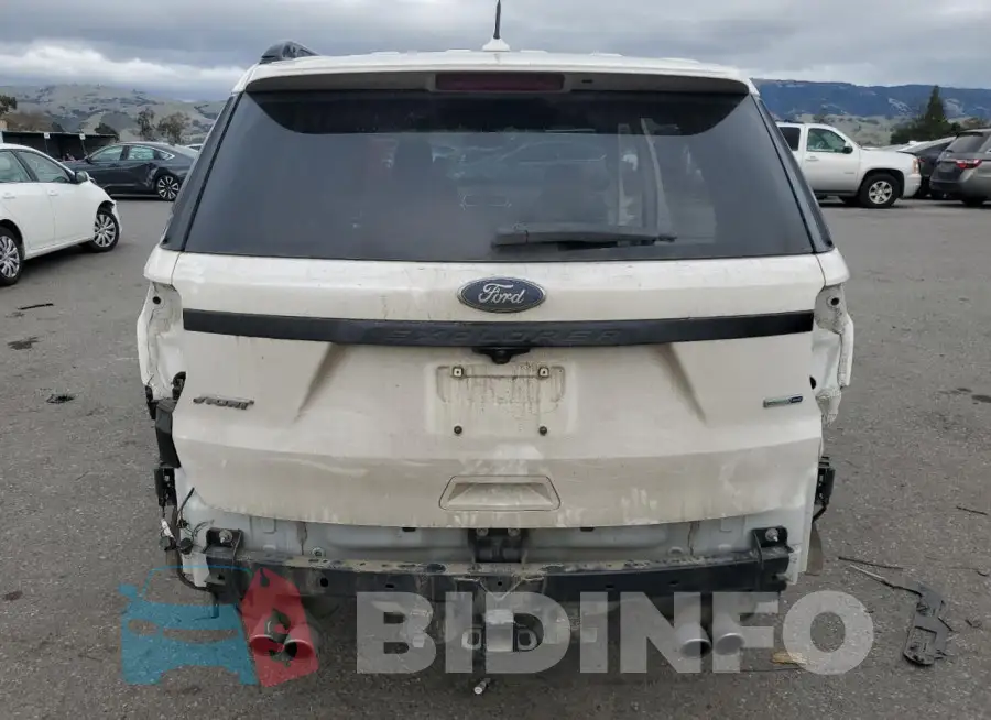 1FM5K8GT6KGA96527 Photo# 6