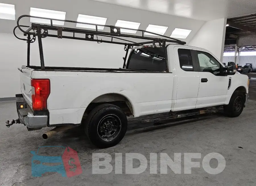 1FT7X2A67HEF01622 Photo# 3