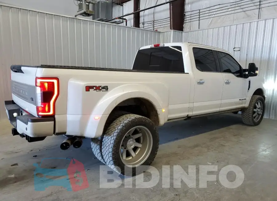 1FT8W3DT3JEB87472 Photo# 3