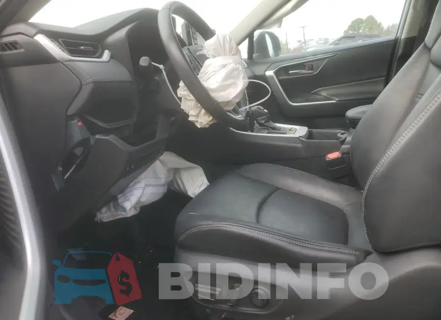 2T3C1RFV6MC128103 Photo# 7
