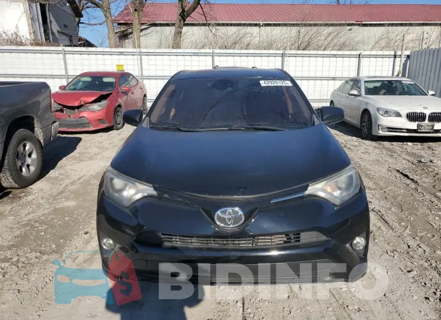 2T3ZFREV8JW444867 Photo# 5