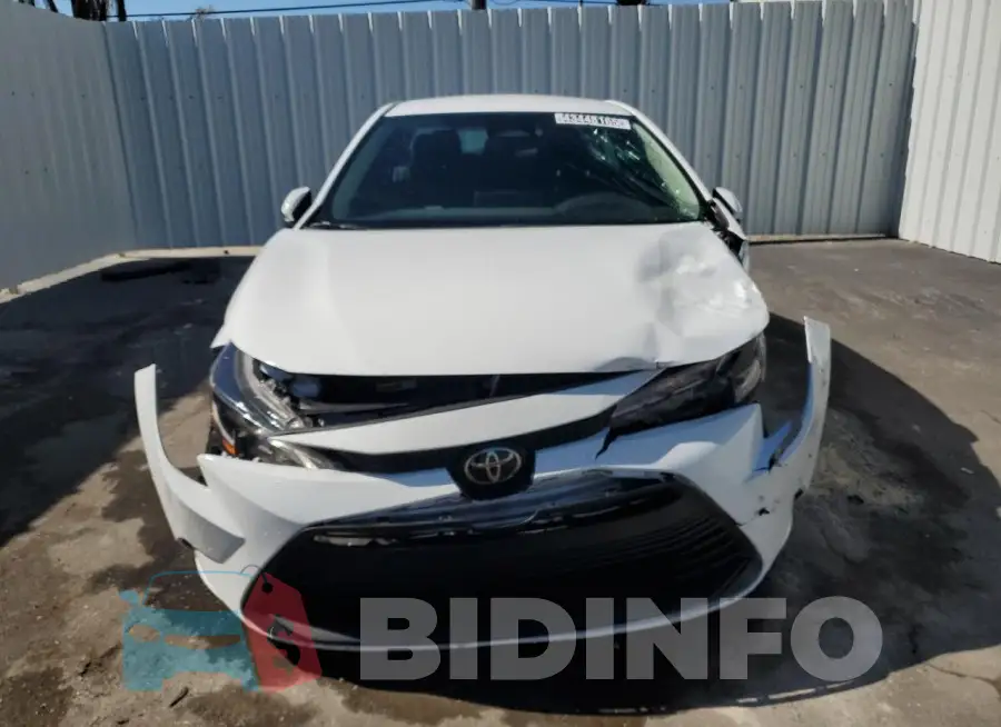 5YFB4MDE8RP133473 Photo# 5