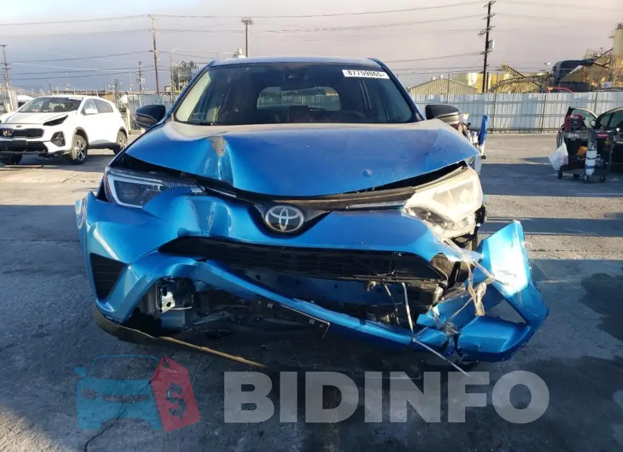 JTMZFREV8HJ142942 Photo# 5