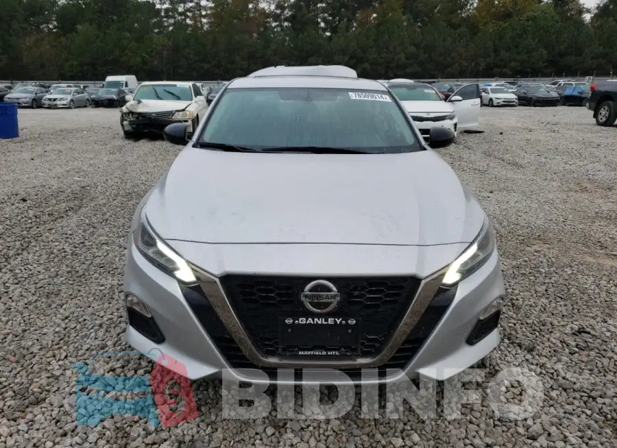 1N4BL4CV3KC185053 Photo# 5