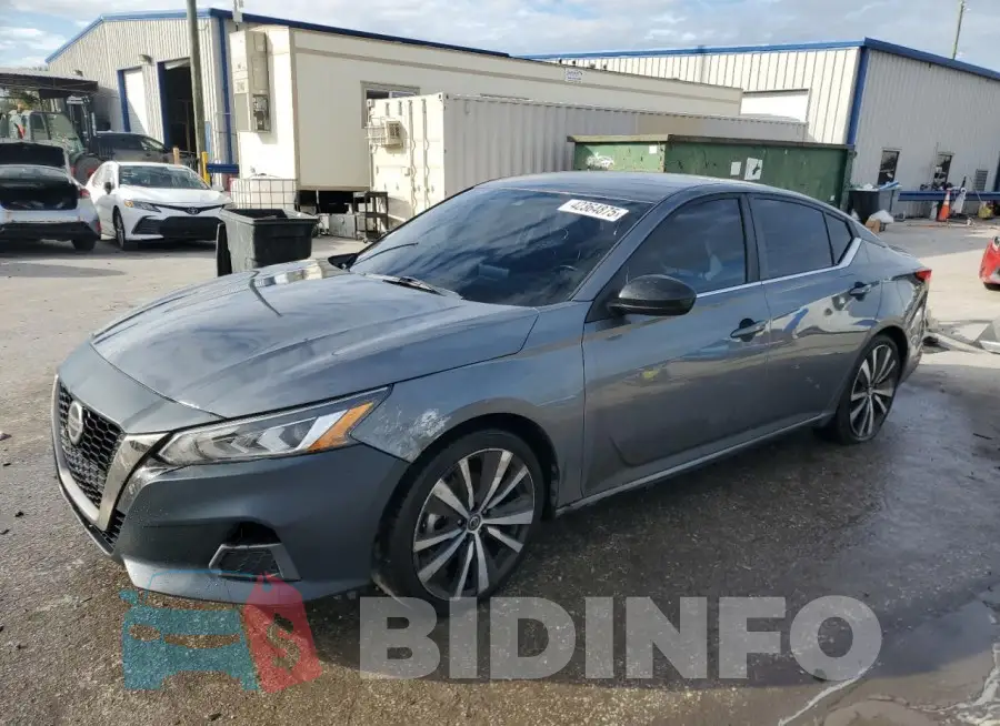 1N4BL4CV3LC183482 Photo# 1