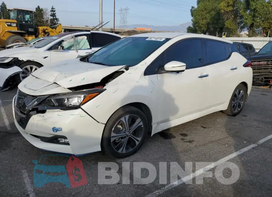 1N4BZ1DP4LC310849 Photo# 1