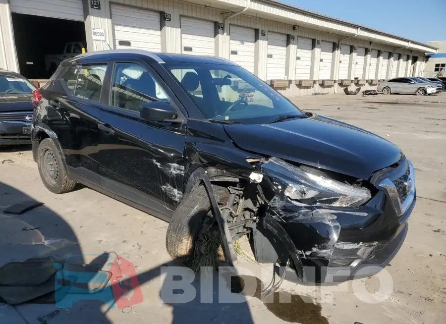 3N1CP5CU3KL545378 Photo# 4