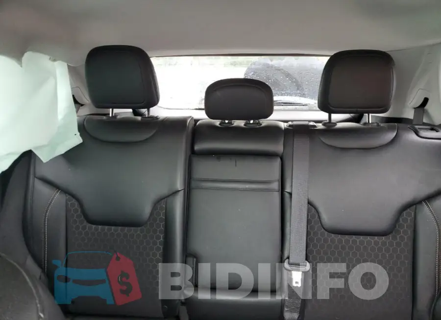 3C4NJCBB3JT489551 Photo# 10