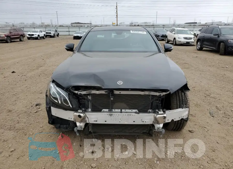 WDDZF4KB3KA672973 Photo# 5