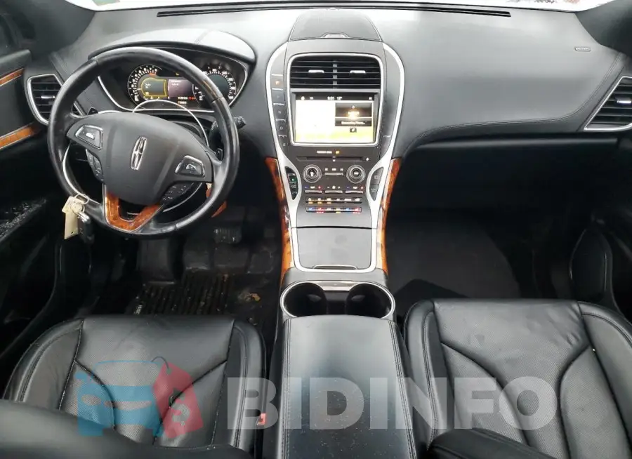 2LMTJ8LR3GBL52095 Photo# 8