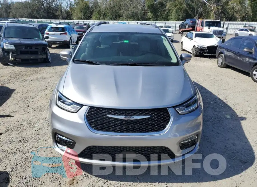 2C4RC1BGXMR589732 Photo# 5