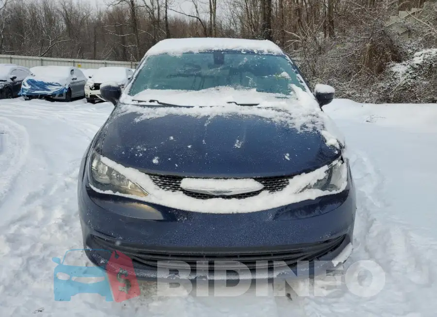 2C4RC1DG1HR520253 Photo# 5